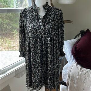 MELLODAY Black floral babydoll dress with Mandarin Collar Medium